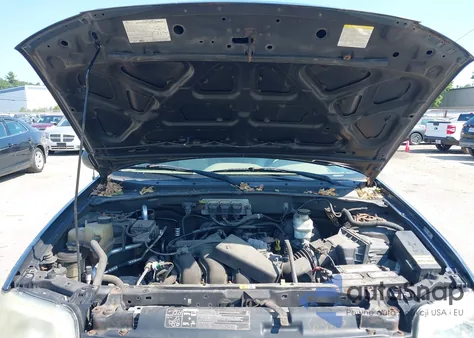 2005 Mercury Mariner Luxury/Premier из США, поврежденный, VIN 4M2CU57115DJ24415